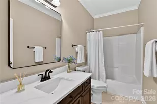 3400 12 Oaks Pl, Charlotte, NC 28270 - Photo 7