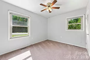 728 Center Rd, Chester, SC 29706 - Photo 15