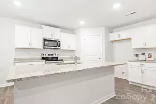 185 Prominent Dr, Lexington, NC 27292 - Photo 5