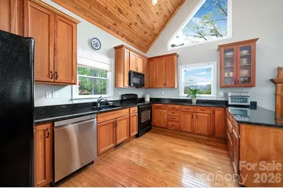 69 Heslar Way, Marshall, NC 28753 - Photo 9