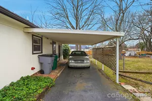 7500 Fox Hunt Rd, Charlotte, NC 28212 - Photo 5