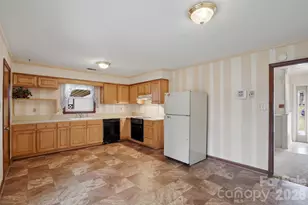 7500 Fox Hunt Rd, Charlotte, NC 28212 - Photo 15