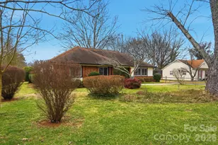 7500 Fox Hunt Rd, Charlotte, NC 28212 - Photo 3