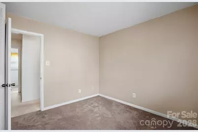 7500 Fox Hunt Road, Charlotte, NC 28212 - Photo 35