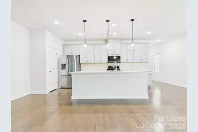 3941 Woodland View Drive, Charlotte, NC 28215 - Photo 3