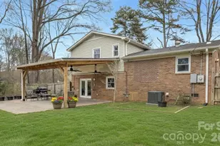 1825 Winfield Dr, Monroe, NC 28110 - Photo 3