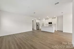 724 Palmer Pendleton Wy, York, SC 29745 - Photo 3