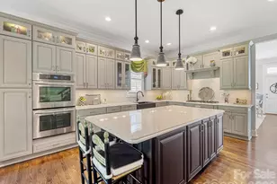 6525 Wakehurst Rd, Charlotte, NC 28226 - Photo 7