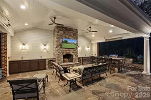 6824 N Baltusrol Ln, Charlotte, NC 28210 - Photo 37