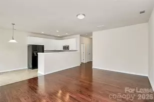 7107 Adare Mews Rd, Charlotte, NC 28217 - Photo 9