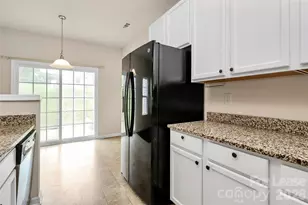 7107 Adare Mews Rd, Charlotte, NC 28217 - Photo 15