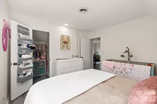 7615 Zermatt Ln, Charlotte, NC 28226 - Photo 35