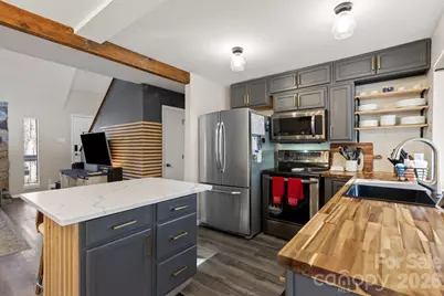 7615 Zermatt Lane, Charlotte, NC 28226 - Photo 15