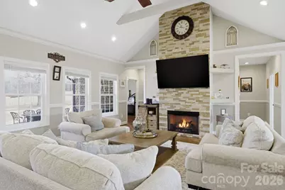 1370 Null Road #4, Lincolnton, NC 28092 - Photo 13