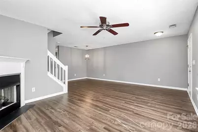 10739 Holly Ridge Boulevard, Charlotte, NC 28216 - Photo 5