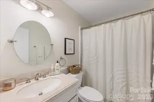 7020 Valley Haven Dr, Charlotte, NC 28211 - Photo 15