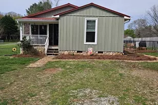 1372 Lucy Dr, Lincolnton, NC 28092 - Photo 1