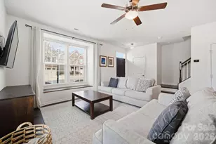 4135 Audubon Pk Dr, Charlotte, NC 28217 - Photo 3