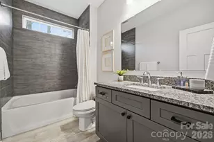 321 Fielding Rd, Charlotte, NC 28214 - Photo 17