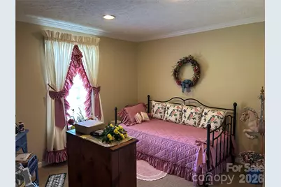 321 E Jones Street, Blacksburg, SC 29702 - Photo 11