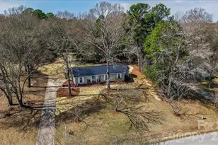 9879 Valley Rd, Fort Mill, SC 29707 - Photo 7