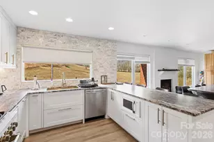 14 Selway Dr, Candler, NC 28715 - Photo 9