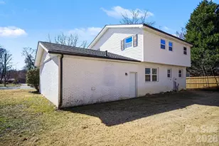 6626 Glenmoor Dr, Charlotte, NC 28214 - Photo 29