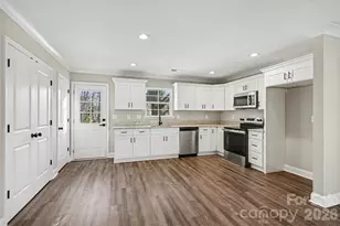 925 Randolph St, High Point, NC 27260 - Photo 9