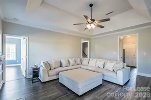 141 Logan Ridge Dr, Statesville, NC 28677 - Photo 9