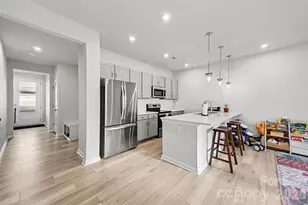 3132 Hutton Gdns Ln, Charlotte, NC 28269 - Photo 13