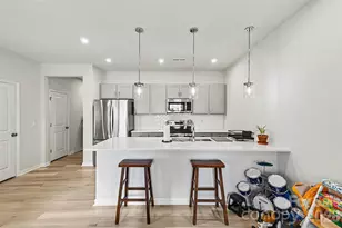 3132 Hutton Gdns Ln, Charlotte, NC 28269 - Photo 11