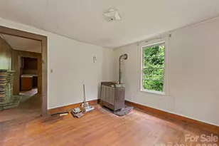 140 Old Leicester Rd, Asheville, NC 28804 - Photo 11