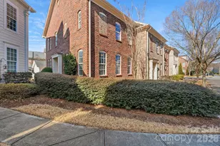 19914 Crew Cottage Ct, Cornelius, NC 28031 - Photo 3