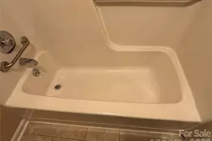 6708 Marston Ct, Charlotte, NC 28215 - Photo 25