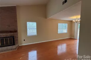 6708 Marston Ct, Charlotte, NC 28215 - Photo 11