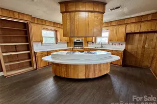 545 Collins St, Kannapolis, NC 28083 - Photo 7