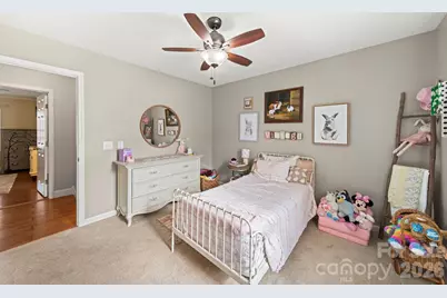 12401 Cardinal Point Road, Charlotte, NC 28269 - Photo 23