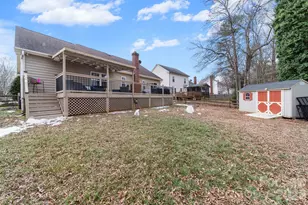 12401 Cardinal Point Rd, Charlotte, NC 28269 - Photo 35