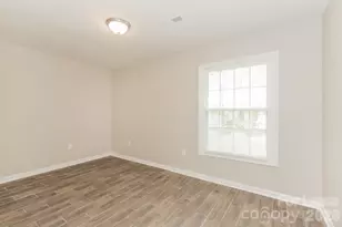 730 Rudd Ct, Charlotte, NC 28216 - Photo 9