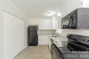 730 Rudd Ct, Charlotte, NC 28216 - Photo 7