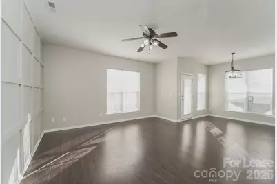 136 E Morehouse Avenue, Mooresville, NC 28117 - Photo 5