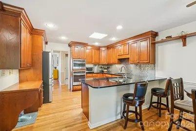 116 Cypress Point, Hendersonville, NC 28739 - Photo 9