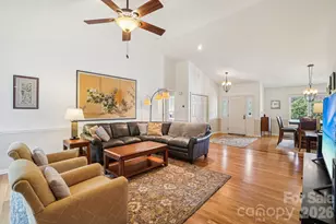 116 Cypress Point, Hendersonville, NC 28739 - Photo 7