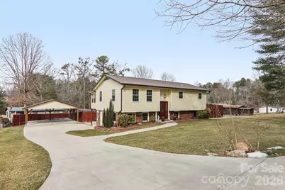 5 Granite Drive, Hendersonville, NC 28792 - Photo 1
