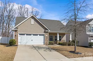 609 Cape Fear St, Fort Mill, SC 29715 - Photo 3