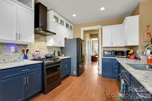 4 Hoolet Ct, Candler, NC 28715 - Photo 7