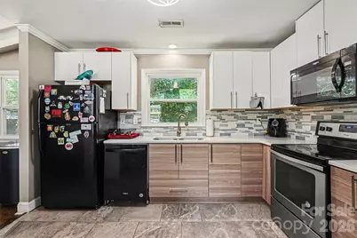 912 Bannister Place, Charlotte, NC 28213 - Photo 11