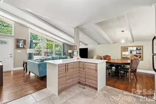 912 Bannister Pl, Charlotte, NC 28213 - Photo 9