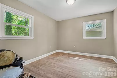 912 Bannister Place, Charlotte, NC 28213 - Photo 21
