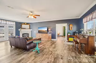 76 Cheraw Ln, Flat Rock, NC 28731 - Photo 5